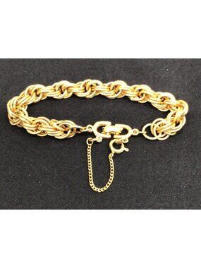 Vintage Rogers Gold-Tone Loop Chain Bracelet With Safety Clasp And Tag Pendant E